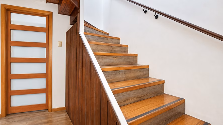 Venta Casa Con Piscina / Apumanque