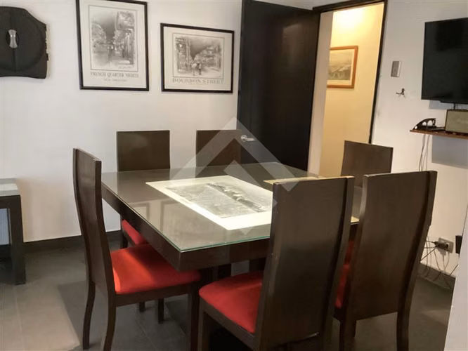 Casa en venta de 3 dorm. en La Reina UF 10.950.-