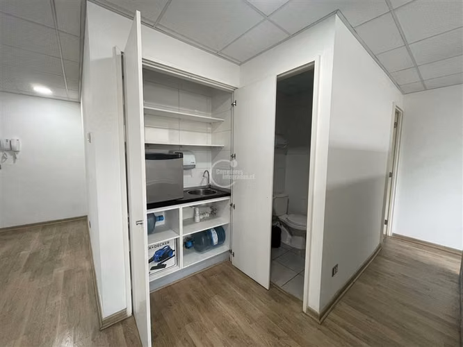 Oficina en arriendo en Providencia