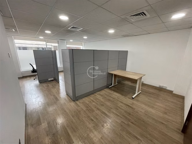 Oficina en arriendo en Providencia