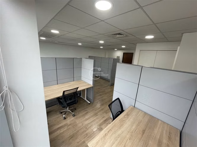 Oficina en arriendo en Providencia