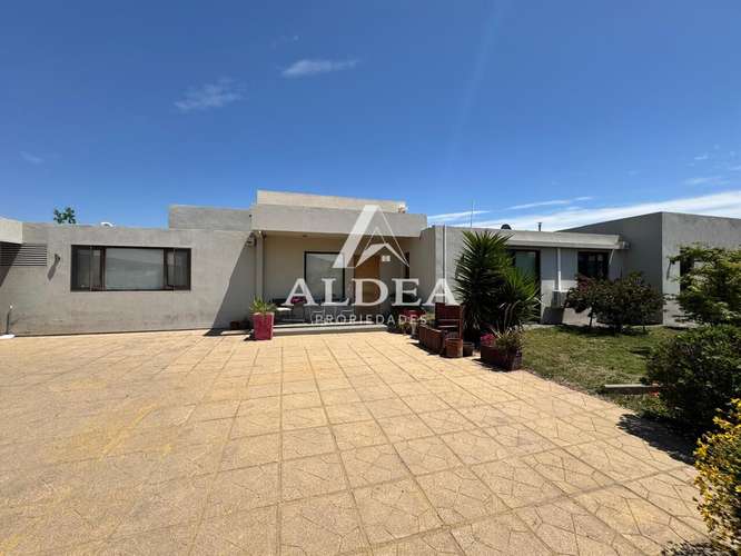 Totalmente Equipada En Condominio Excelente Estado - Imagen 3