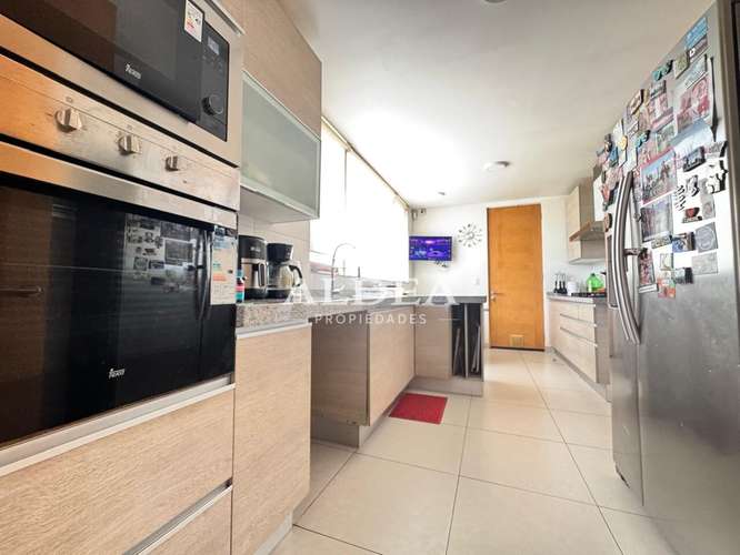 Totalmente Equipada En Condominio Excelente Estado - Imagen 15