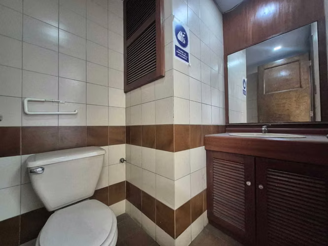 Oportunidad OF. 2p y 1b a 5M Plaza. Constitucion (176023) - Imagen 6