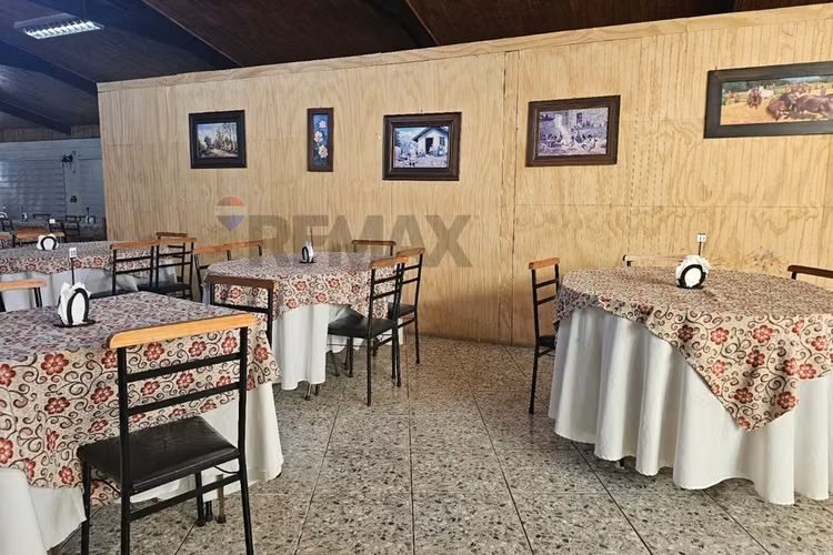 Local comercial en venta – yumbel