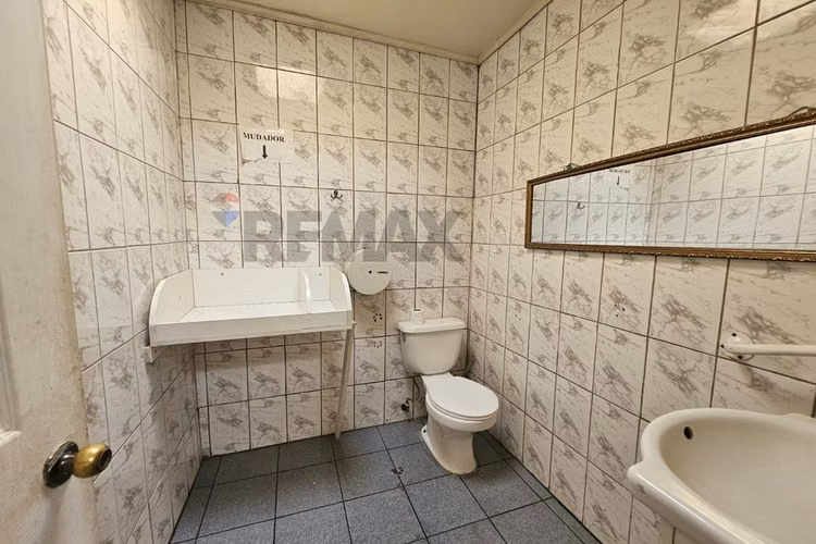 Local comercial en venta – yumbel