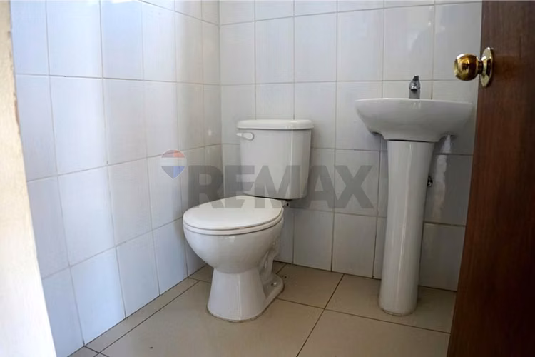 Local comercial con patente en yumbel