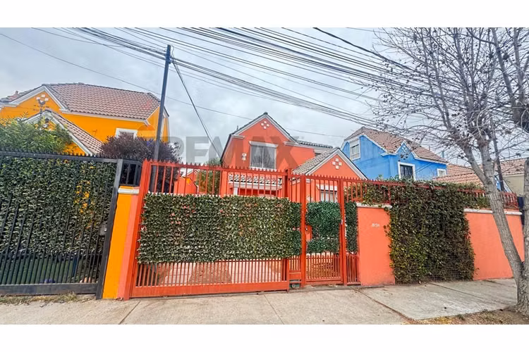 ¡amplia casa - parque el sol - comuna de maipú!