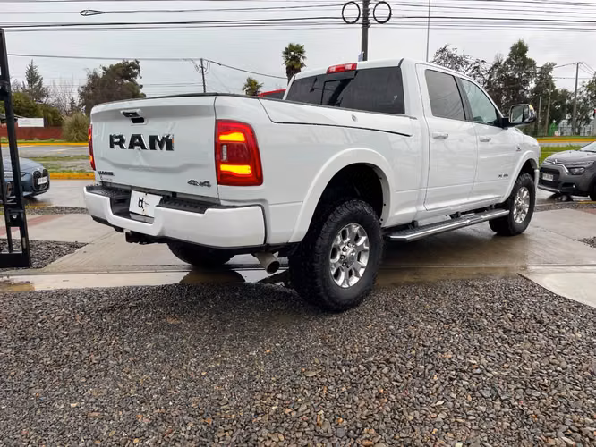 RAM 2500 LARAMIE 4X4 6.7 AUT 2022
