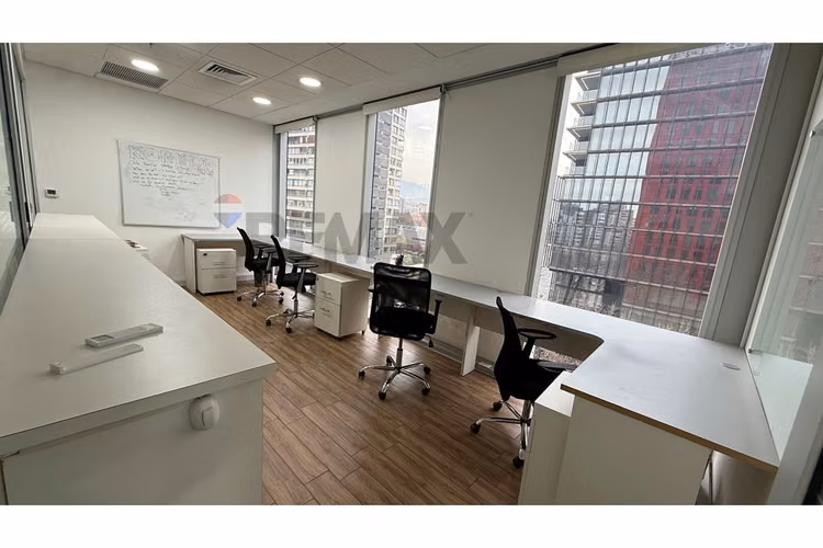 Oficina premium 98 m² amoblada