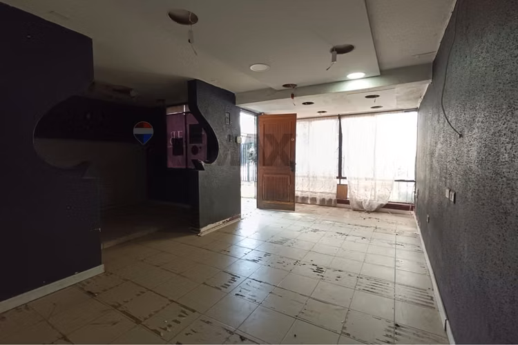 Esquina comercial , alta exposición.