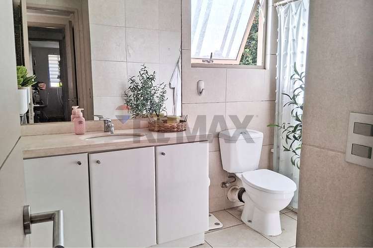 Hermosa casa aislada de 3 pisos en condominio - Imagen 17