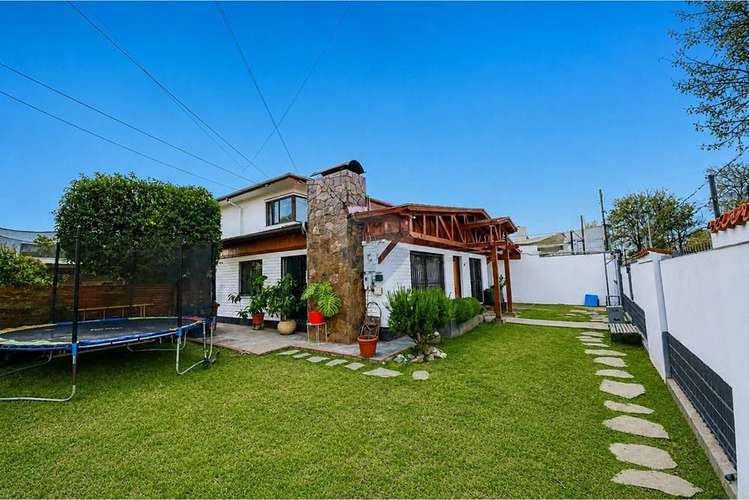 Casa 7d y 4b con paneles fotovoltaicos - Imagen 3