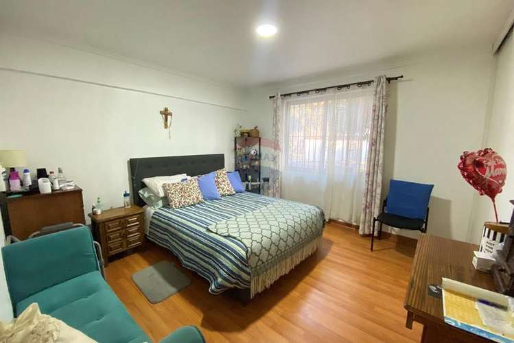 Casa 7d y 4b con paneles fotovoltaicos - Imagen 8