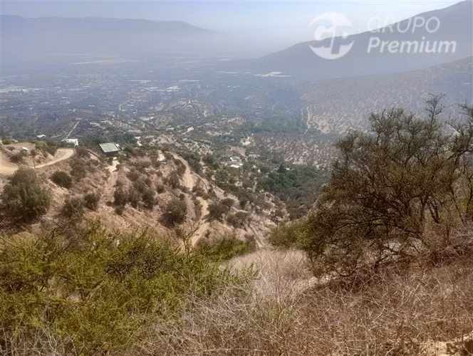 Gran Terreno Urbanizado para construir. Lomas del Cajon.QTA