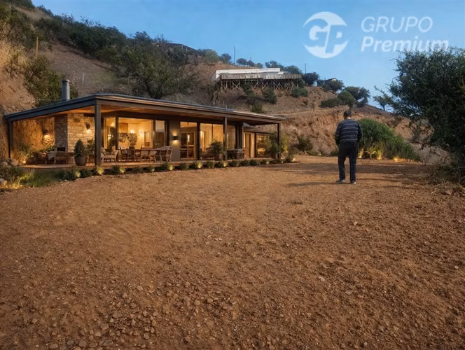 Gran Terreno Urbanizado para construir. Lomas del Cajon.QTA