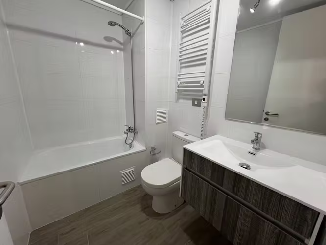 Arriendo departamento nuevo, 2 dormitorios, 2 baños, estacionamiento y bodega