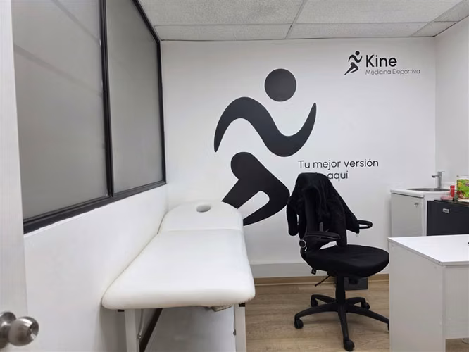 Oficina en Arriendo Uso Comercial en El Golf