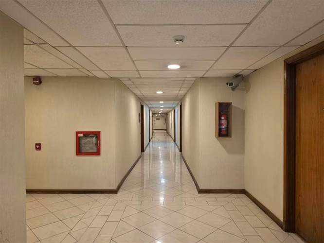 Oficina en Arriendo Uso Comercial en El Golf