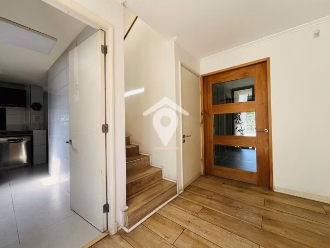 Casa en arriendo de 5 dormitorios, Chicureo, Colina