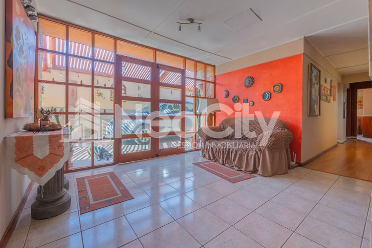 Amplia casa en venta en Pasaje Pedro Morán - Imagen 5
