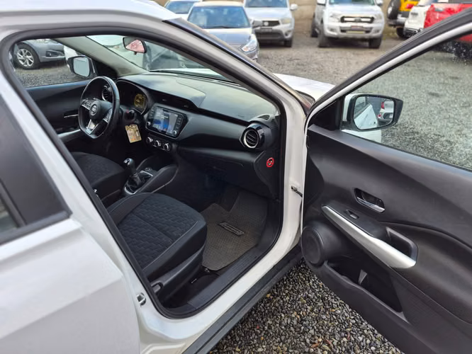 NISSAN KICKS 2021