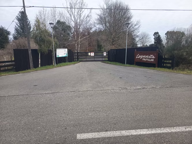 Oportunidad de Inversión en Terreno Amplio (175875)