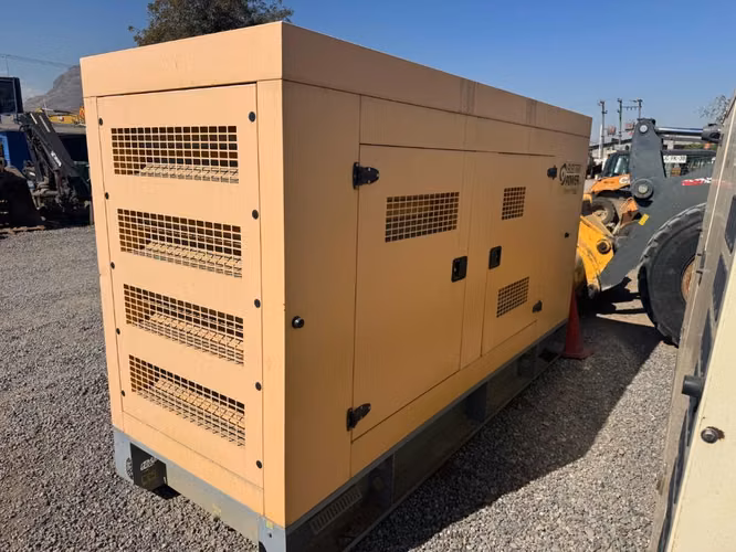 Generador eléctrico impecable estado