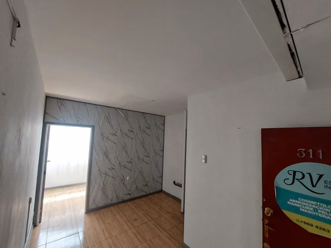 Oficinas 27 m2 Edificio Cámara de Comercio Talcahuano. Colón esq Bulnes.