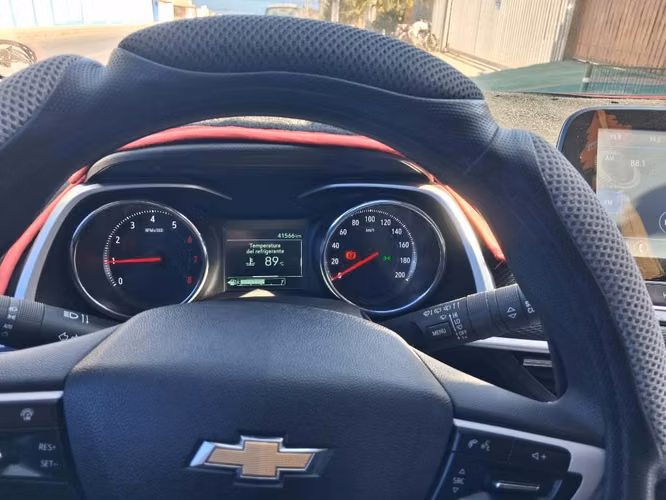 CHEVROLET TRACKER