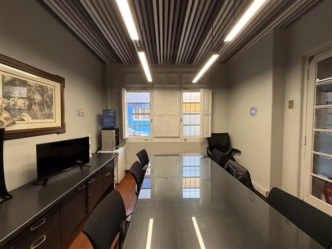 Oficina en venta en Providencia 2 estaciones de metro cerca