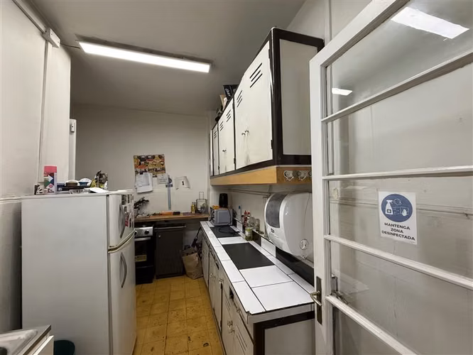 Oficina en venta en Providencia 2 estaciones de metro cerca