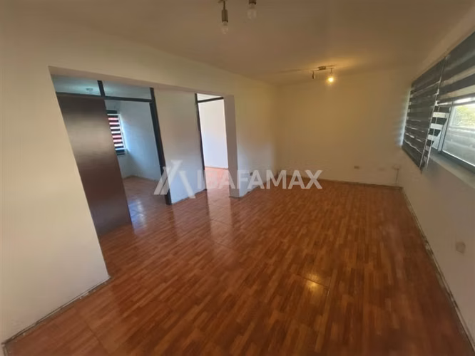 Departamento en venta de 3 dorm. Remodelación Paicavi
