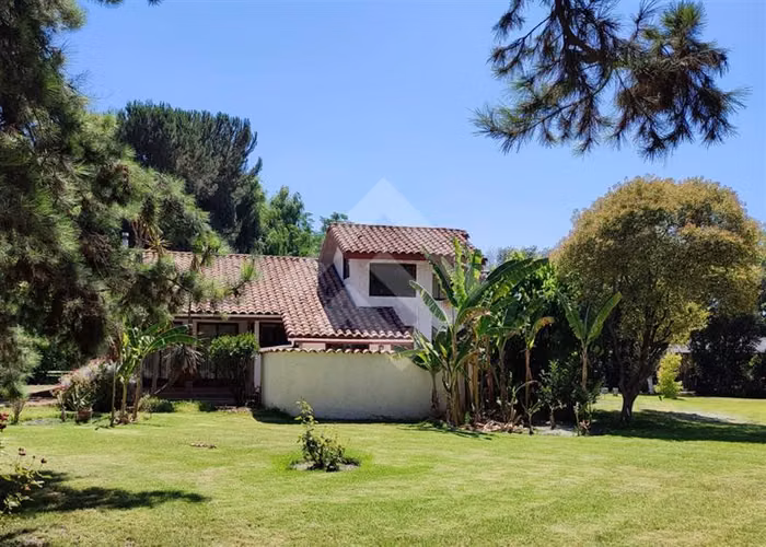 Casa en arriendo 3D 2B piscina terraza en Talagante