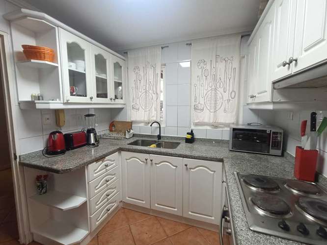 ARRIENDO CASA AMOBLADA COQUIMBO (176134)