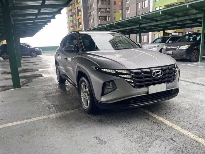 Hyundai Tucson NX4 año 2022 (financiamiento )