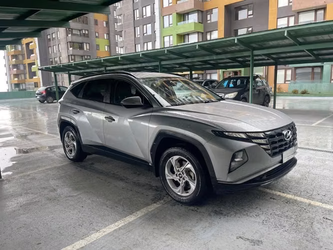 Hyundai Tucson NX4 año 2022 (financiamiento )