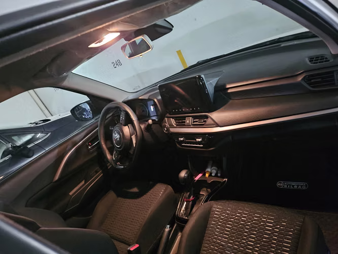 Suzuki Swift hebrido - Imagen 3
