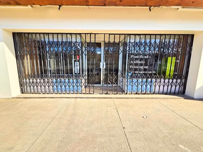 Arriendo local en Av. Gabriel González, La Serena