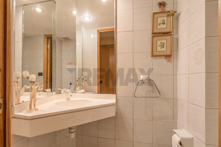 Depto. 3 dorm. + serv. 176 mts2 totales, malaga
