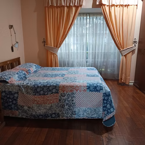 Excelente casa  uso Comercial - Imagen 8
