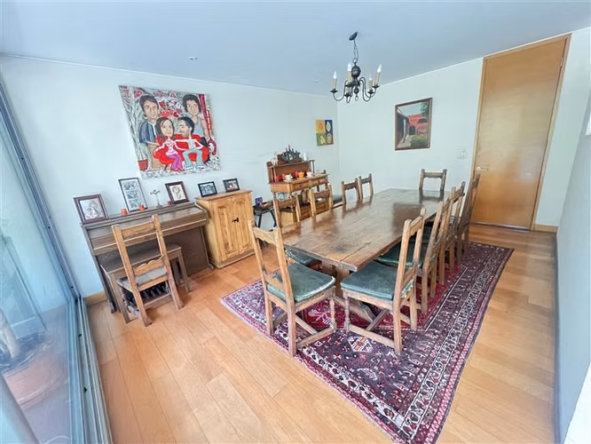 Departamento en venta de 4 dorm. en Vitacura