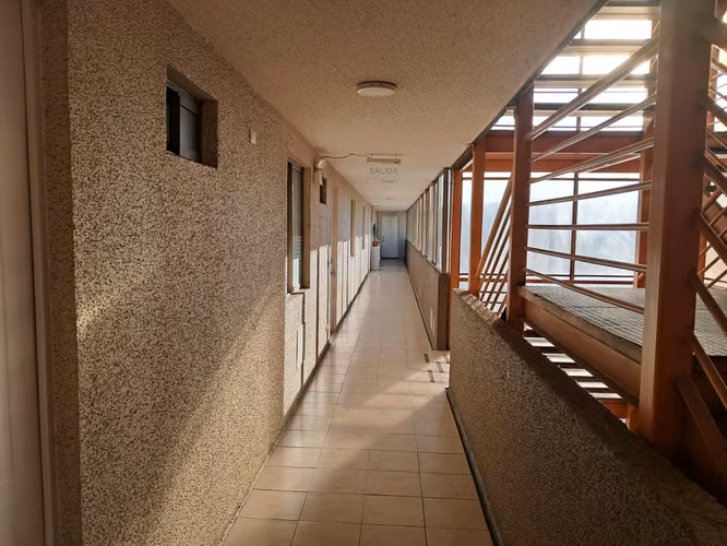Invierte o vive en pleno centro de Talca: departamento funcional de 53 m² cerca de todo!. - Imagen 17