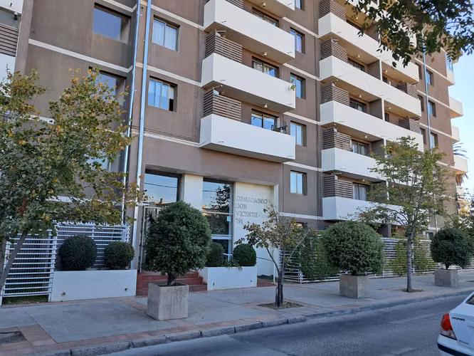 Vive en el corazón de Talca: departamento a pasos de Plaza de Armas con terraza y excelente conectividad!