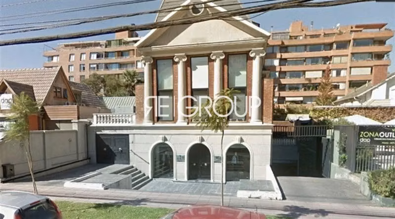 Imponente casa comercial en venta sector Nueva Costanera