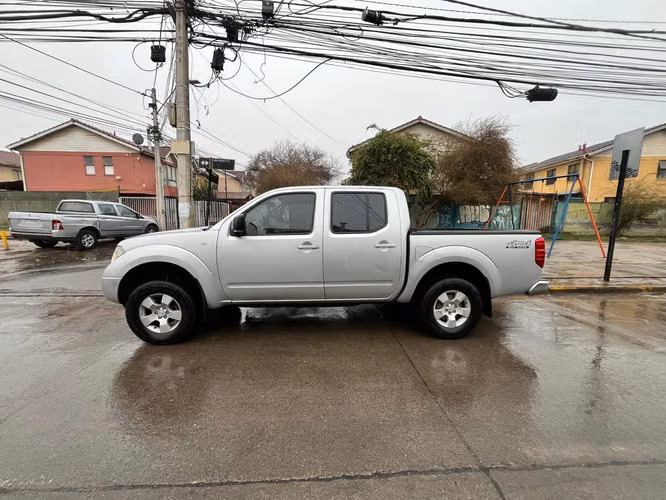 Camioneta Nissan Navara 2014