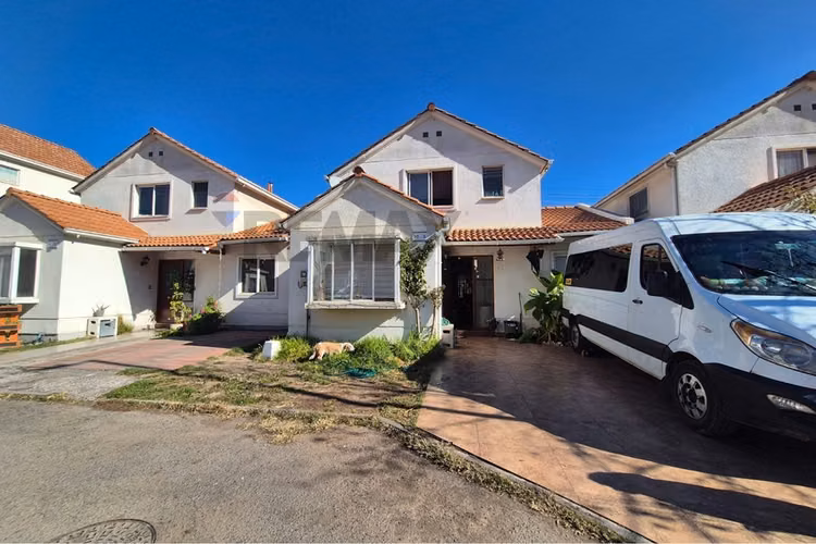 Casa condominio 4d y 3 b - Imagen 2