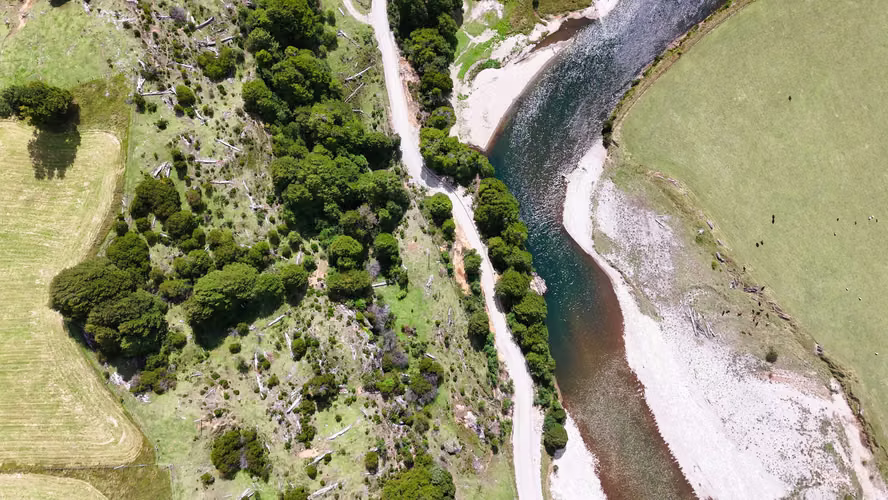 Parcelas frente al Río Mañihuales (176168)