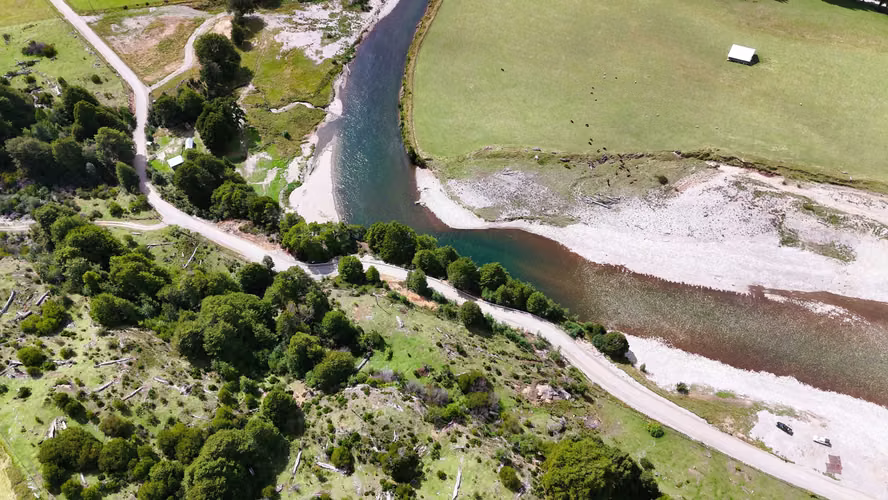 Parcelas frente al Río Mañihuales (176168)