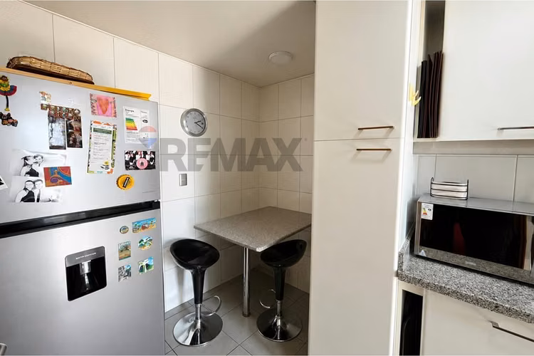Arriendo depto 4d-3b hermanos cabot. lc